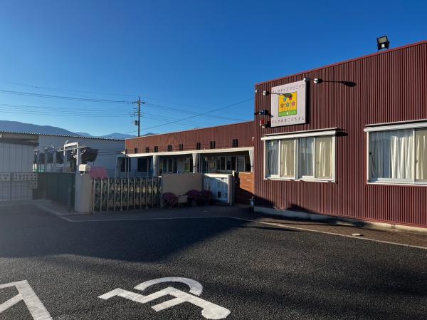 中巨摩郡昭和町築地新居のアパート(げんき夢こども園)