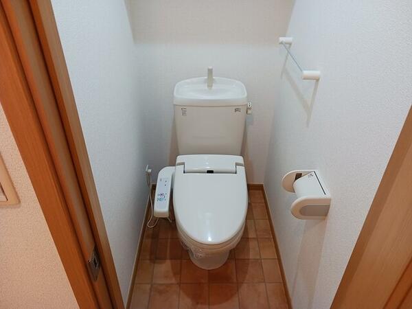 中巨摩郡昭和町築地新居のアパート