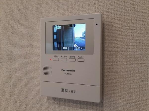 南アルプス市西野のアパート