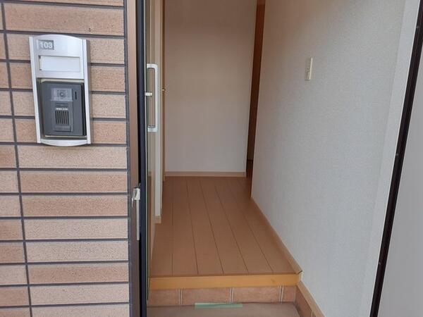 南巨摩郡富士川町長澤のアパート
