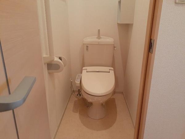 笛吹市石和町四日市場のアパート