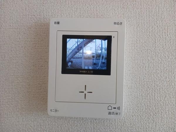 山梨市小原西のアパート