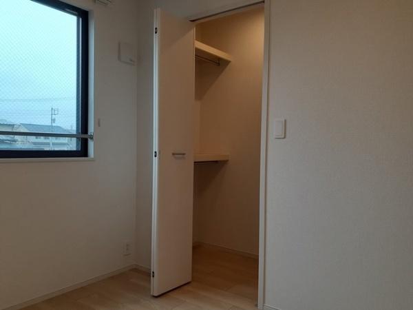 山梨市小原東のアパート