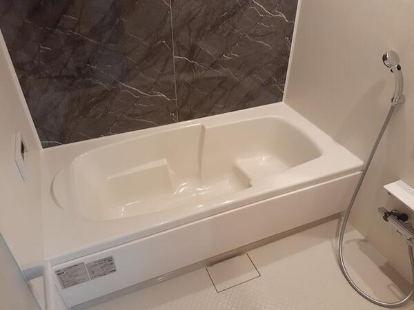 山梨市小原東のアパート