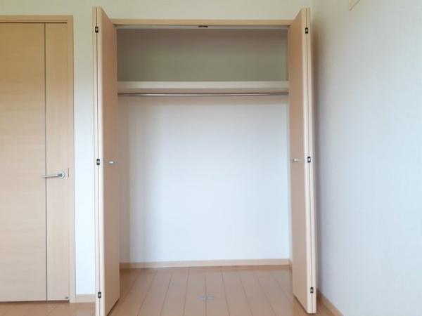 笛吹市御坂町井之上のアパート