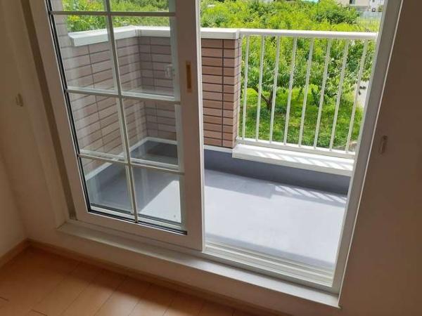 笛吹市御坂町井之上のアパート