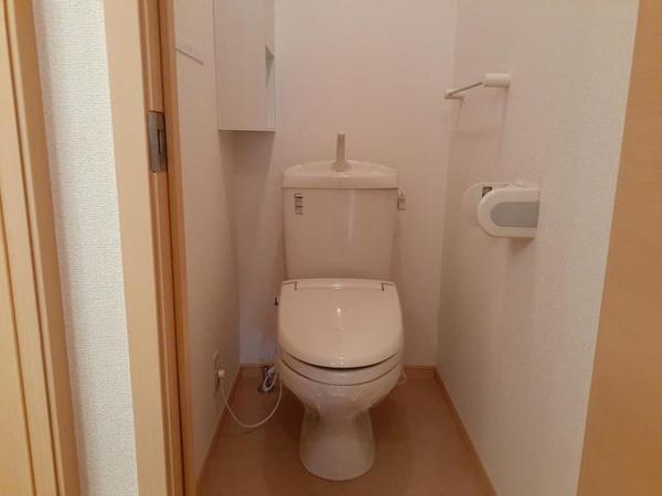 笛吹市御坂町井之上のアパート