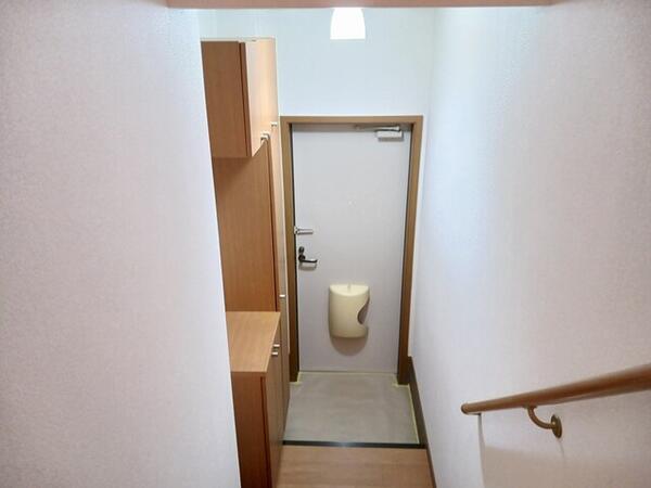 甲府市国母１丁目のアパート