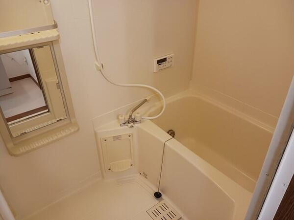 甲府市国母１丁目のアパート