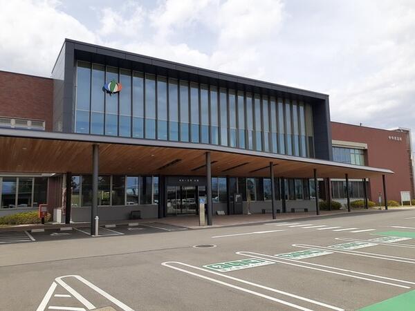 中央市西花輪のアパート