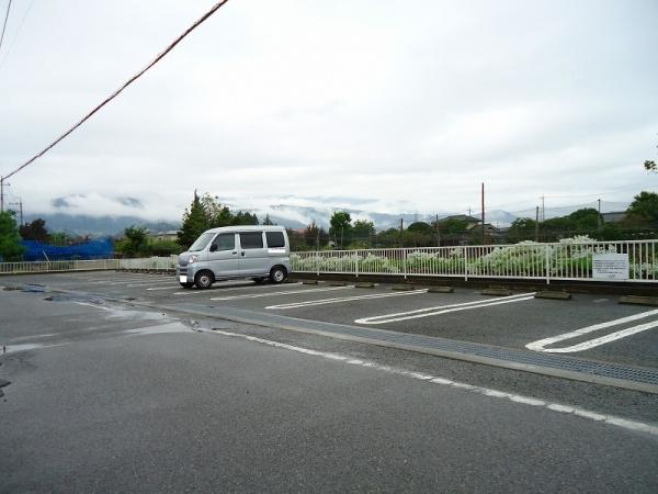 南アルプス市江原のアパート