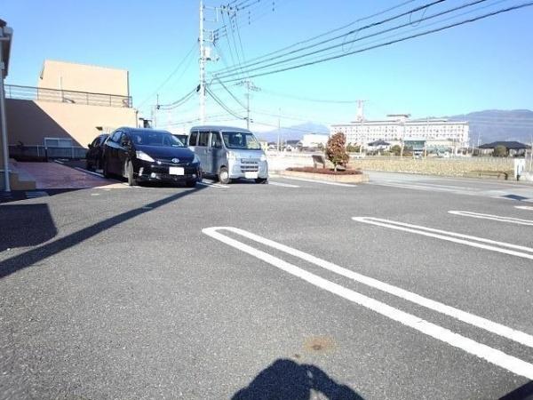 甲府市上町のアパート