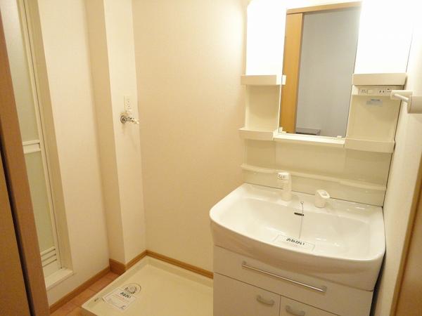 甲府市大津町のアパート