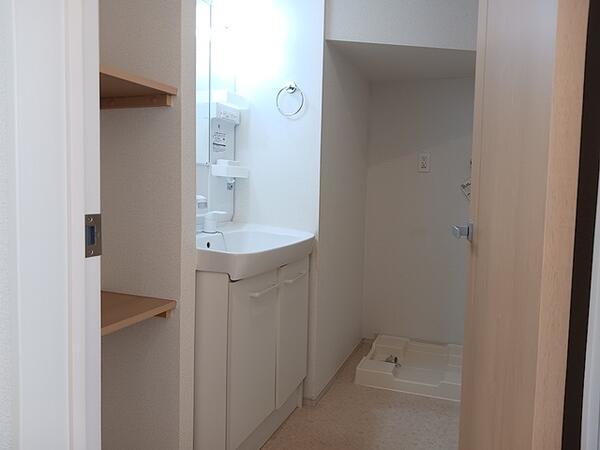 甲府市蓬沢１丁目のアパート