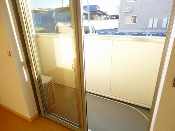 甲府市国玉町のアパート