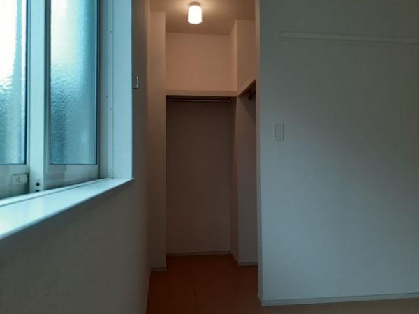 甲府市岩窪町のアパート