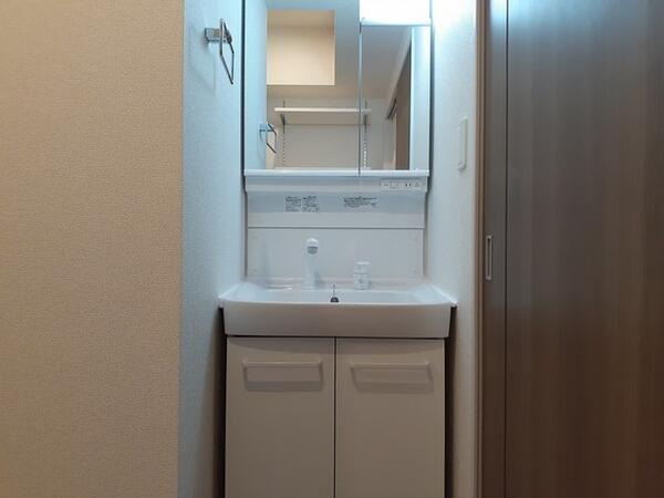 甲府市屋形３丁目のアパート