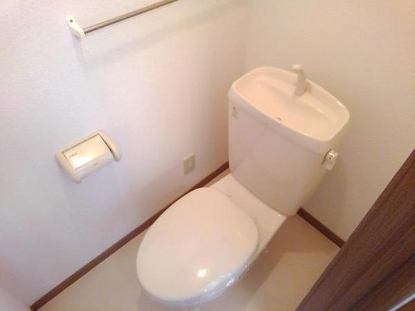 笛吹市石和町井戸のアパート