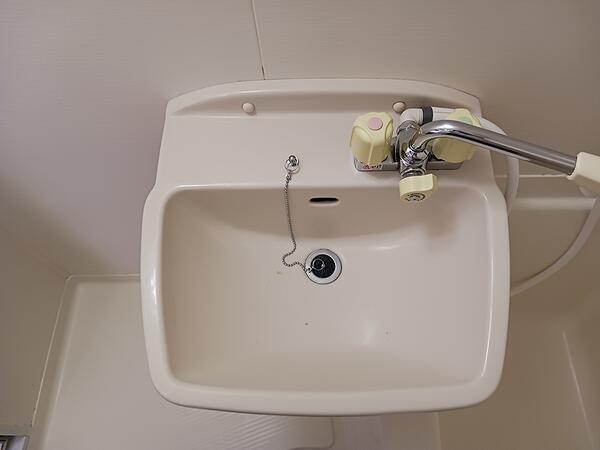 ハイツコウノＡ