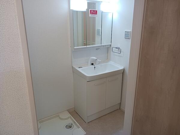 甲府市国母２丁目のアパート