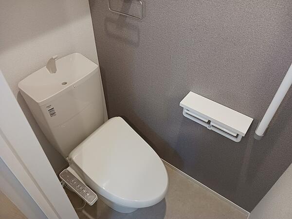 甲府市国母２丁目のアパート