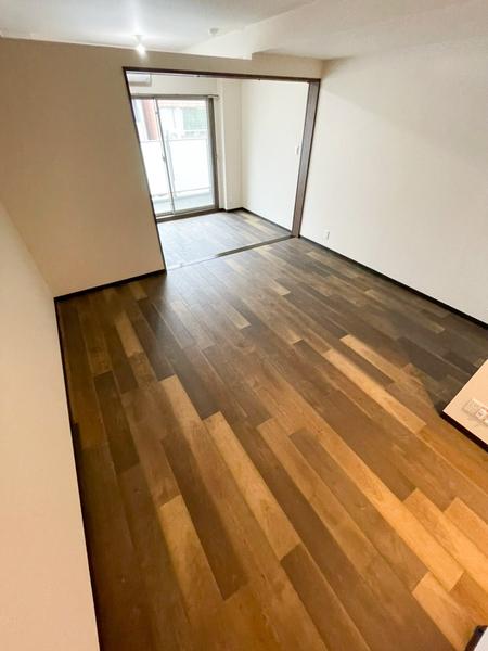 ブリリアントジュネス本町