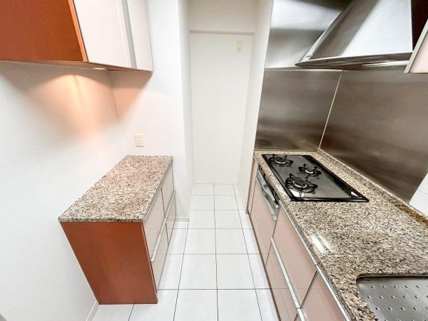 エステムプラザ梅田WEST