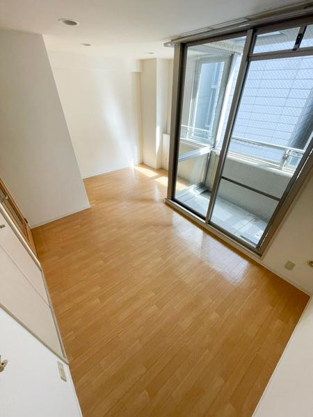 キャピトル靭本町