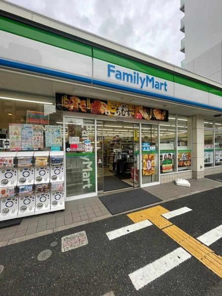 プレサンスNEO九条ディアシス(ファミリーマート本田みなと通り店)