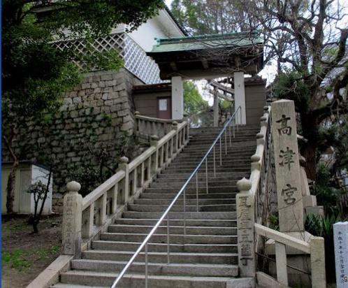 ドゥーエ谷町(高津公園)