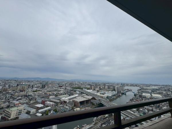 キングスクエアランドレックスC棟