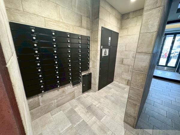 プレサンス心斎橋レヨン