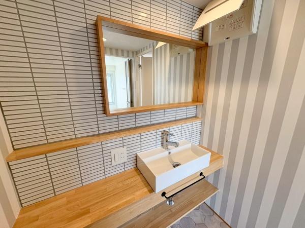 ラクメンビル
