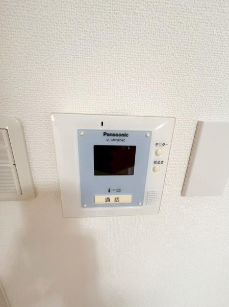 カナード西本町