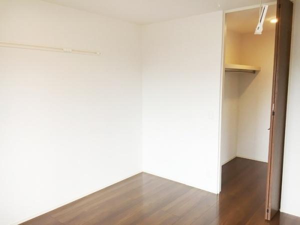 すずの木アパートメント
