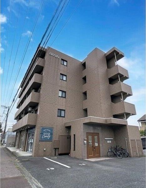ベリエ京町(旧・NARABU参番館)