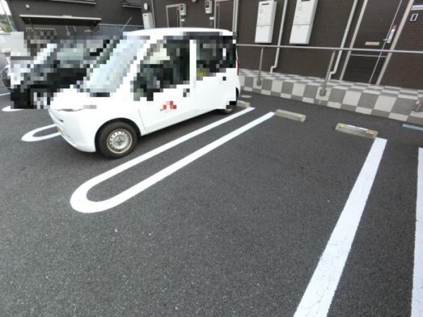 シャイニー