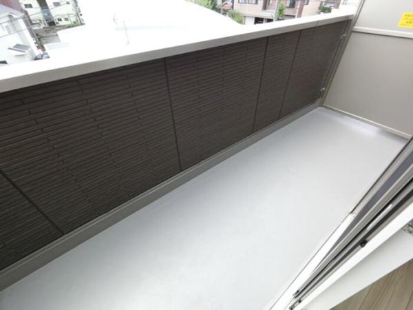 レフィナード