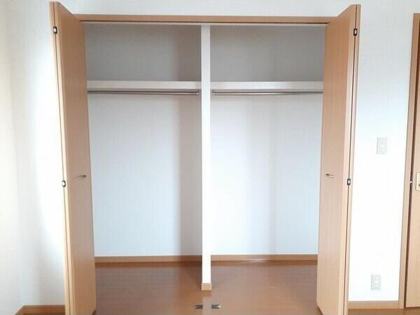 アザレア　壱番館