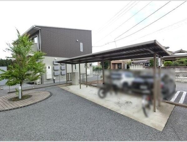 クローバーコート　B