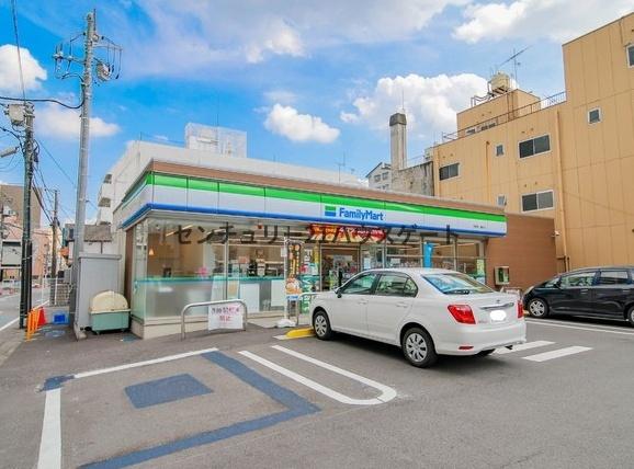 エルメゾン三番町(ファミリーマート宇都宮一番町店)