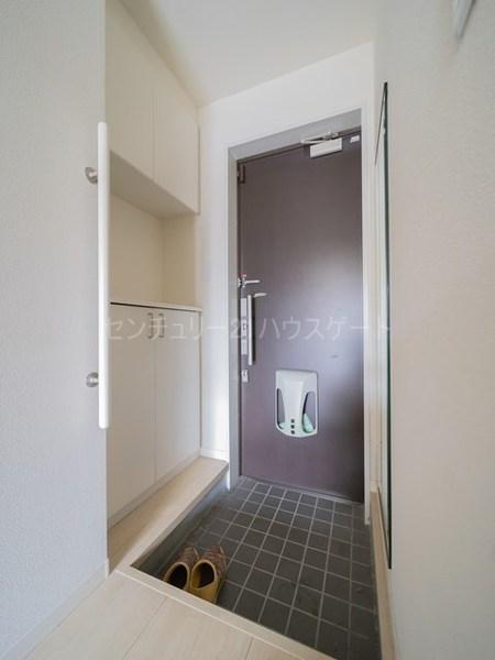 クレストコート