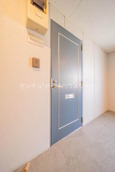THEHOUSEODORI