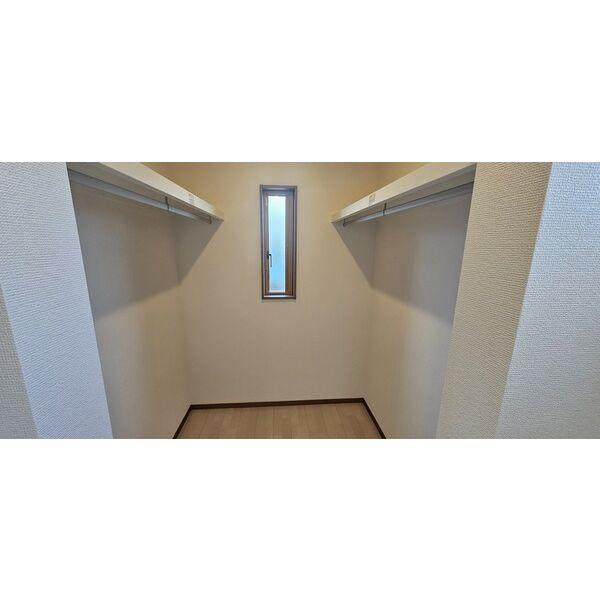 中岡本一戸建