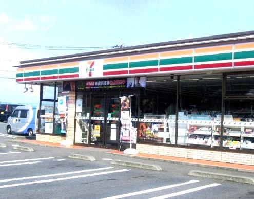ドムス　マーネ(セブンイレブン宇都宮西川田2丁目店)