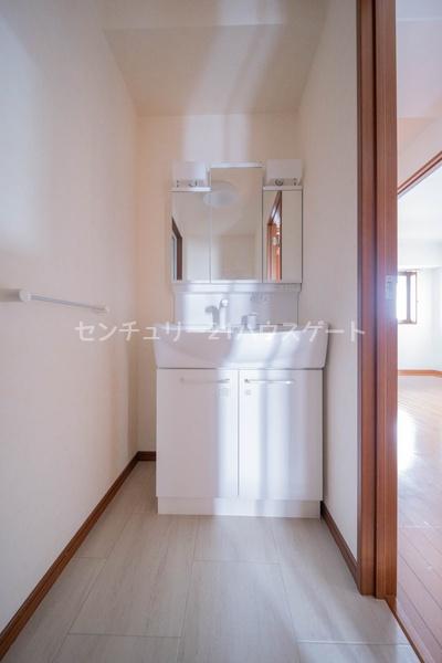 宇都宮市中今泉３丁目のマンション
