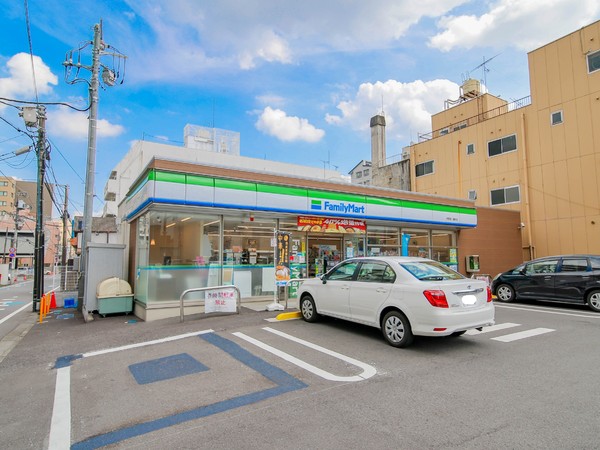 エルメゾン三番町(ファミリーマート宇都宮一番町店)