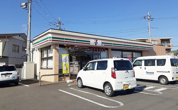 メゾン・プラン・ソレイユ(セブンイレブン宇都宮御幸ケ原町店)