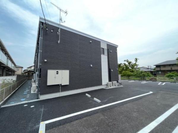 ラヴィアンローズ（LaVieenRose）