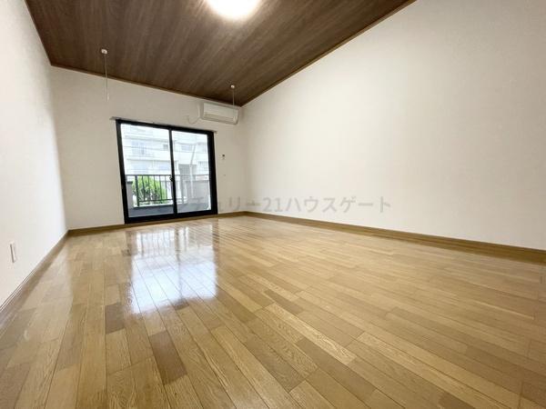 アルカサール泉ヶ丘